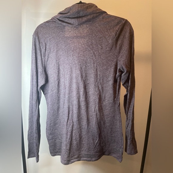 Gap women’s L cowl neck long sleeve top - Picture 3 of 5